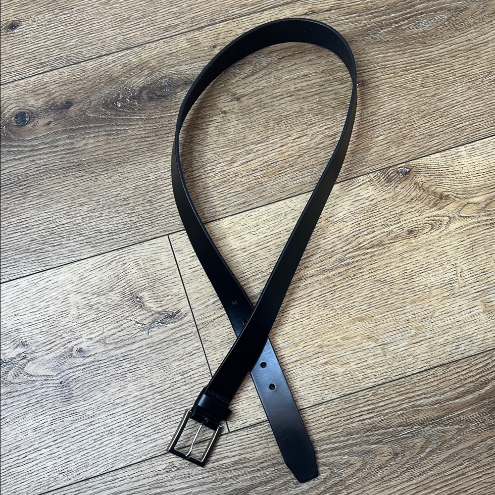 Banana Republic Black Leather Belt w/Silvertone Square Buckle Size 38